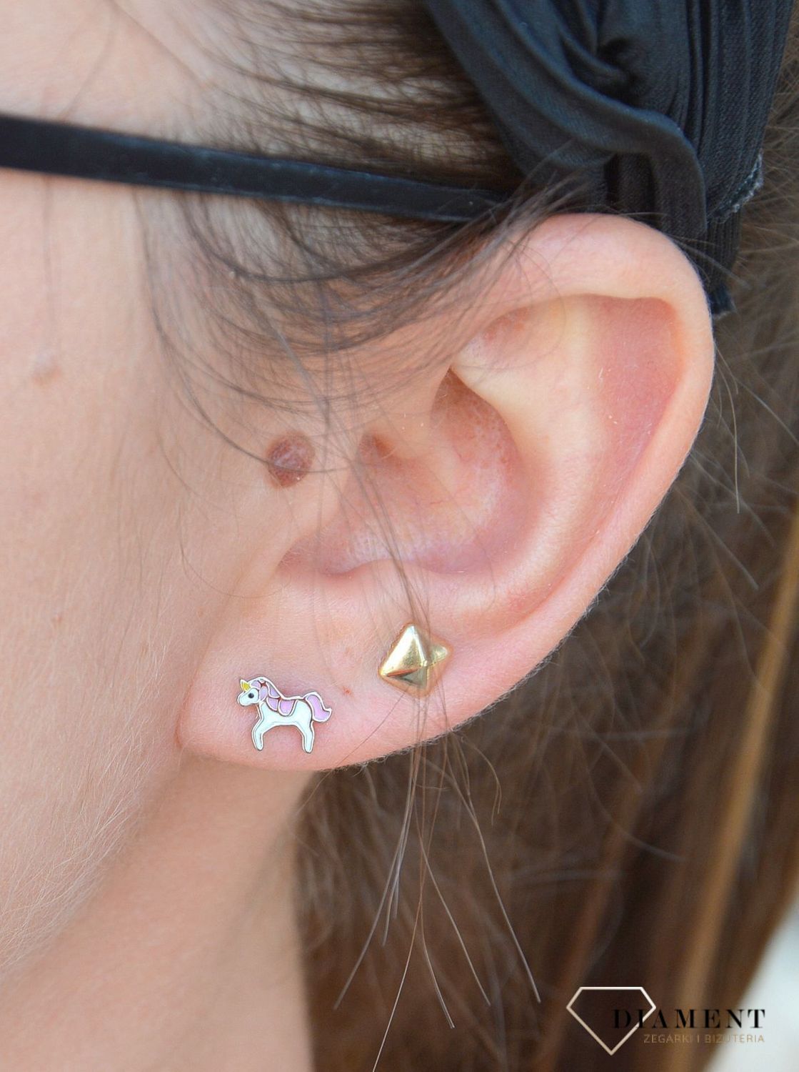 Srebrne kolczyki dla dziewczynki jednorożec DIA-KLC-3505-925.jpg