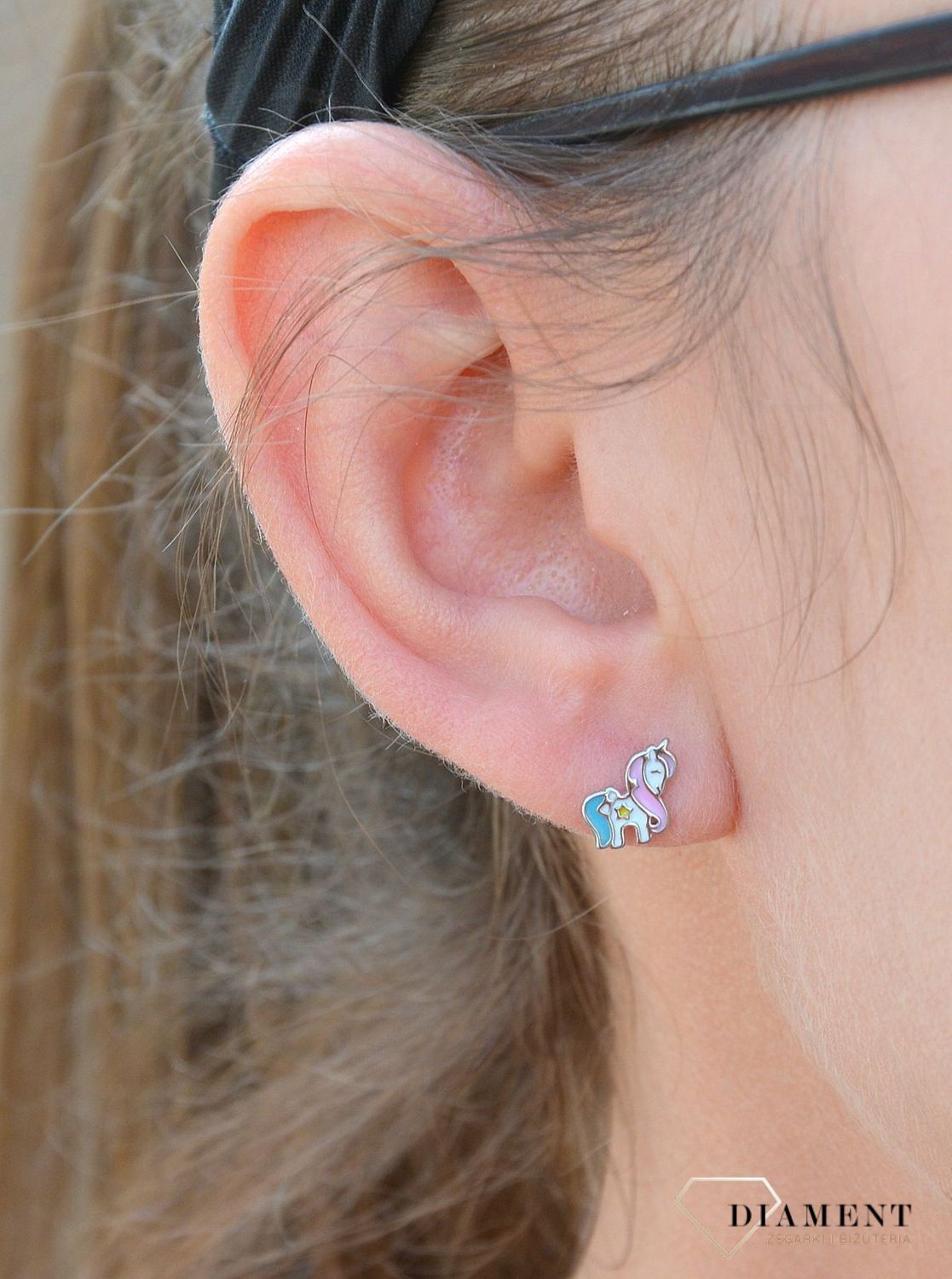 Srebrne kolczyki dla dziewczynki kolorowe jednorożce DIA-KLC-3509-925.jpg