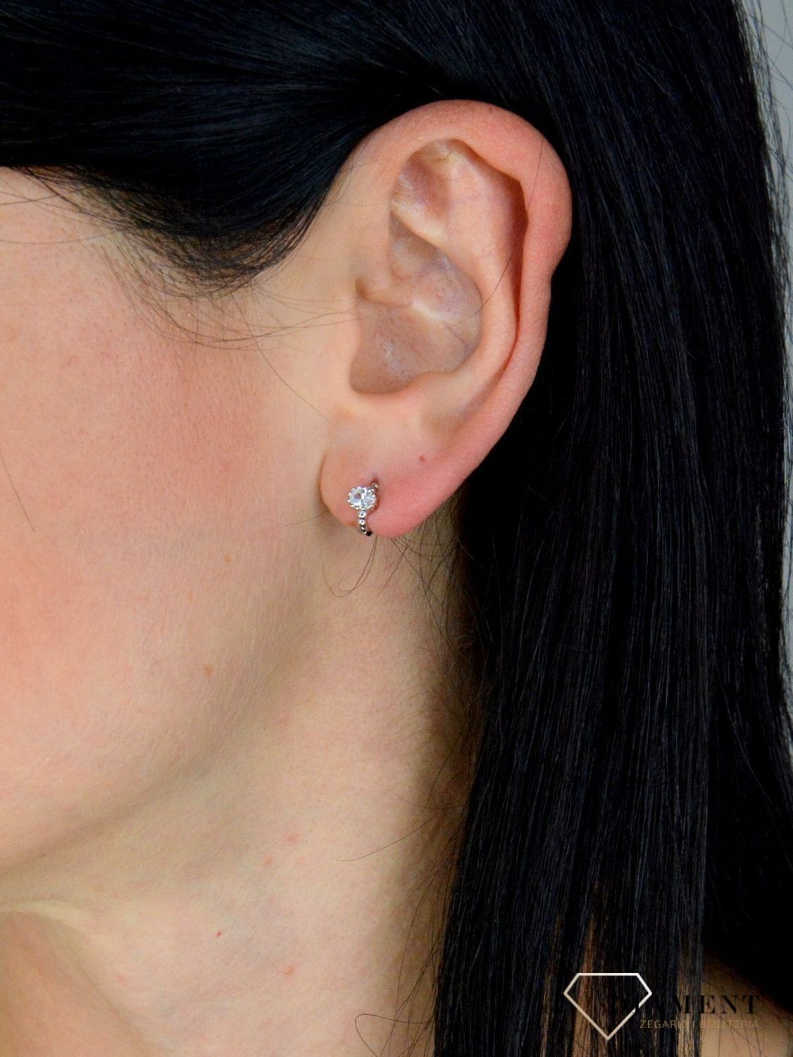 Malutkie, srebrne kolczyki dla dziecka kółka z cyrkonią DIA-KLC-3516-925.jpg