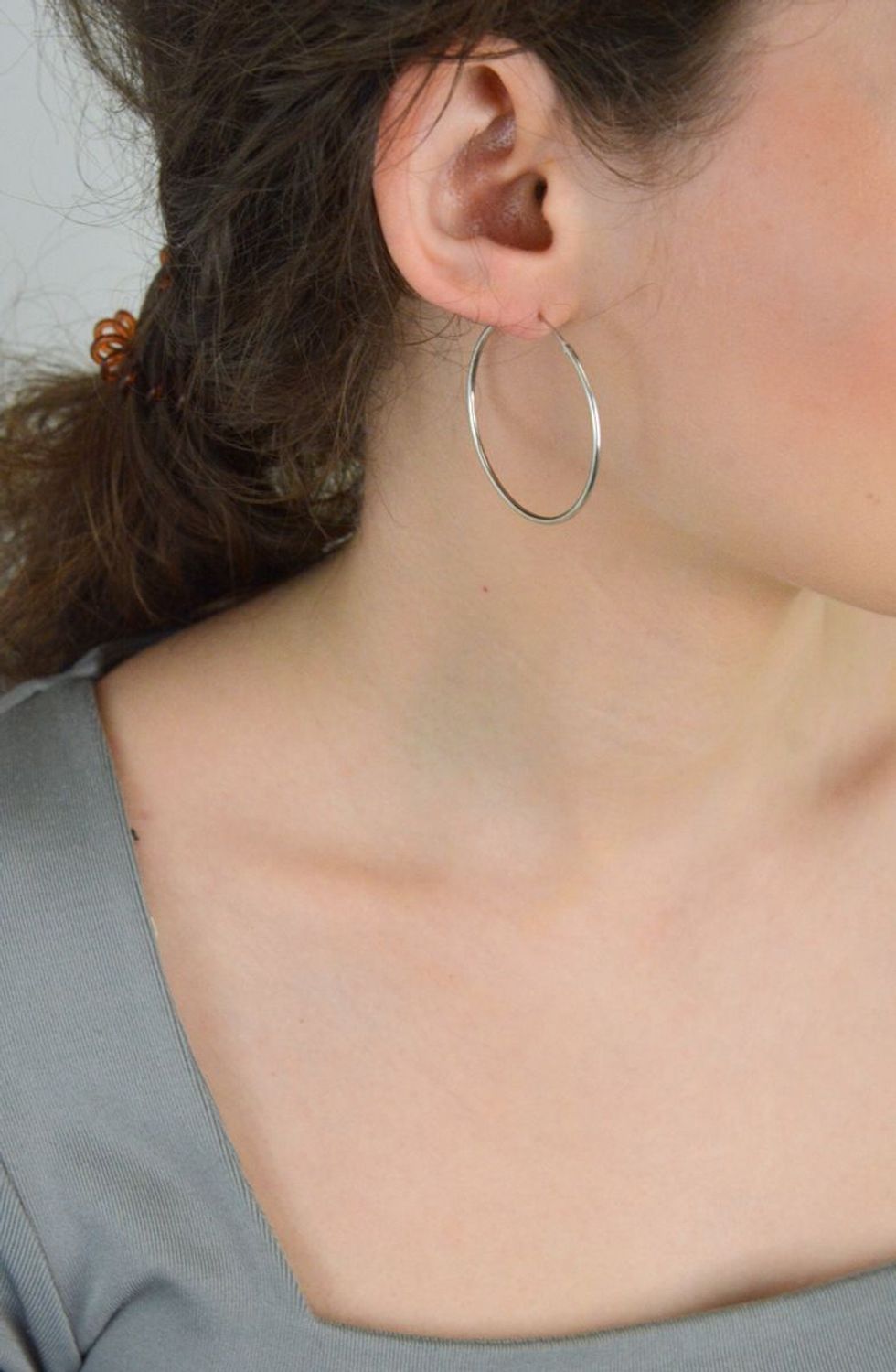 Kolczyki srebrne, gładkie w kształcie koła. Kolczyki srebrne to świetny pomysł na prezent dla kobiet w każdym wieku. Darmowa wysyłka! Ozdobne pudełko gratis!1.jpg