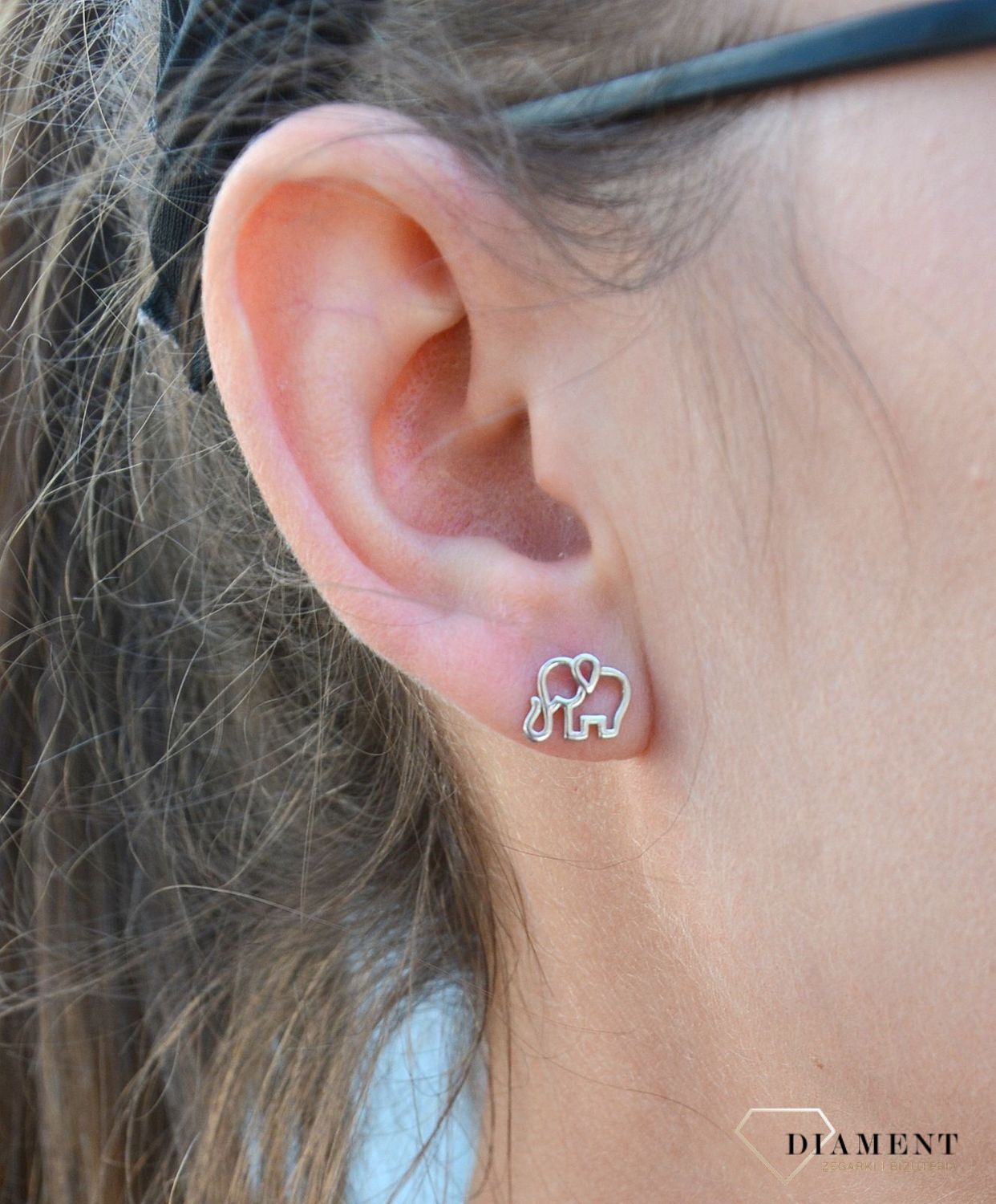 Srebrne kolczyki przy uchu kontur słonika DIA-KLC-3524-925.jpg