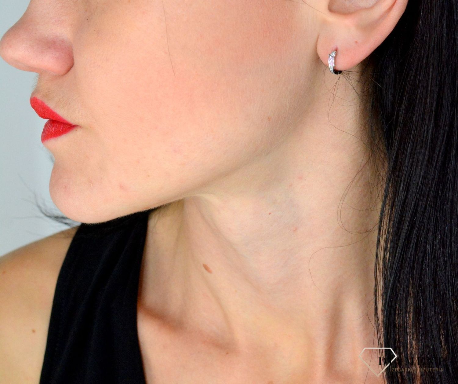 Srebrne kolczyki koła z różowym listkiem i cyrkoniami DIA-KLC-3529-925.jpg