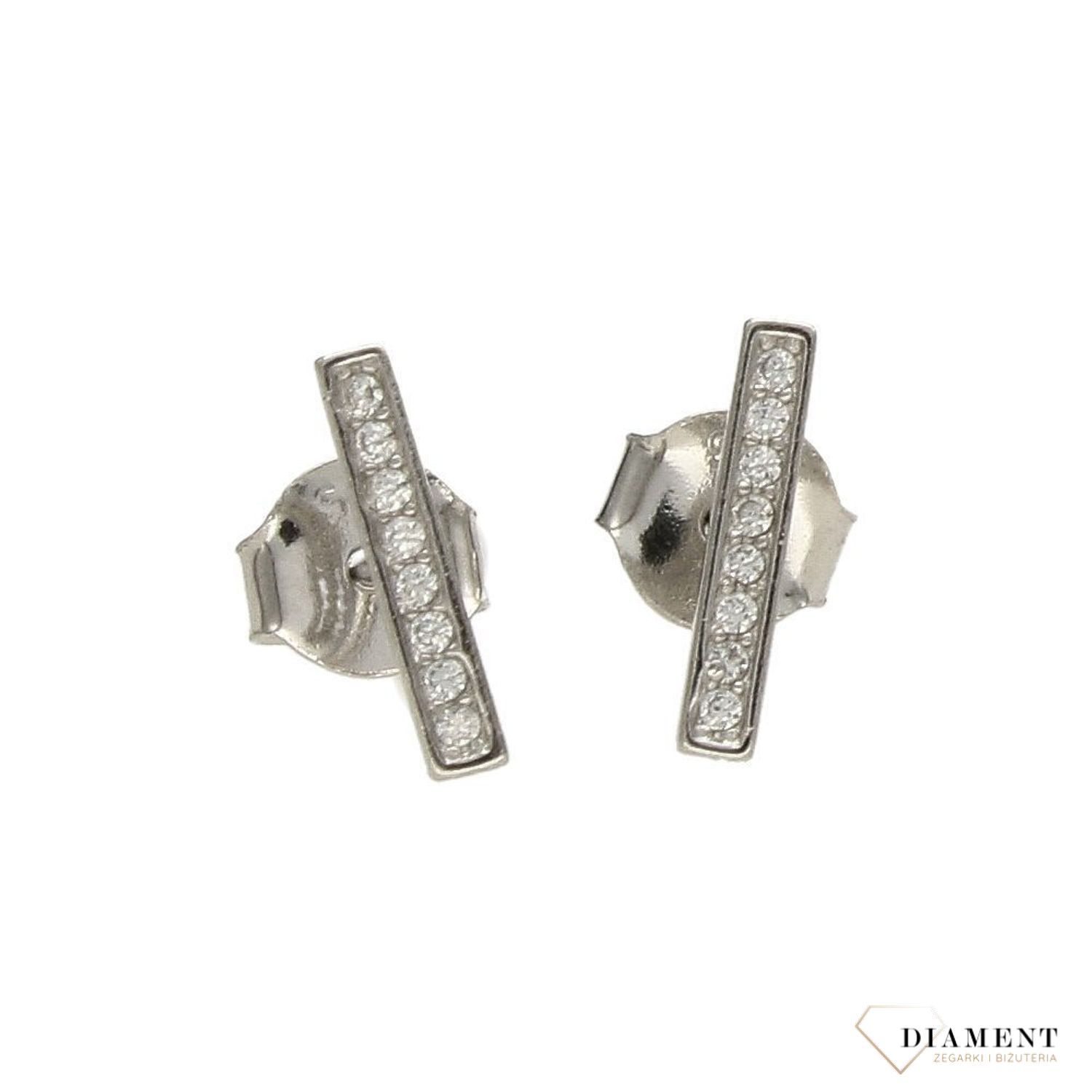 Srebrne kolczyki przy uchu patyczek z cyrkonią DIA-KLC-3533-925.jpg