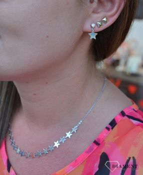 Srebrne kolczyki wiszące gwiazdki DIA-KLC-3535-925. Srebrne kolczyki wiszące gwiazdki na sztyft. Delikatne kolczyki celebrytki wykonane z najwyższej jakości srebrna próby 925. Idealne uzu (1).JPG