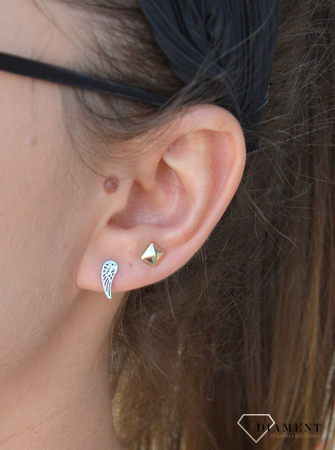 Srebrne kolczyki w kształcie skrzydełka DIA-KLC-3538-925.jpg
