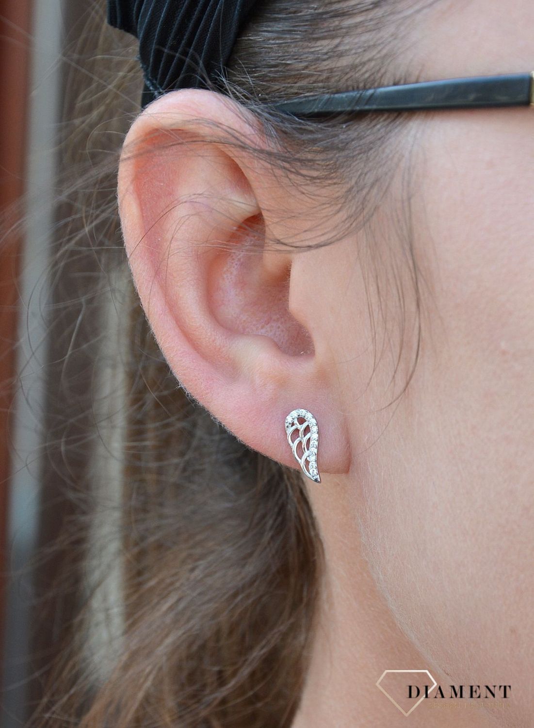 Srebrne kolczyki przy uchu skrzydełka z cyrkonią DIA-KLC-3539-925.jpg