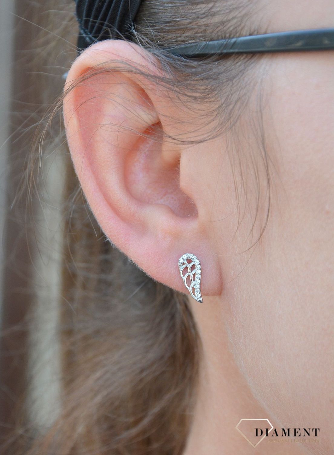 Srebrne kolczyki przy uchu skrzydełka z cyrkonią DIA-KLC-3539-925.jpg