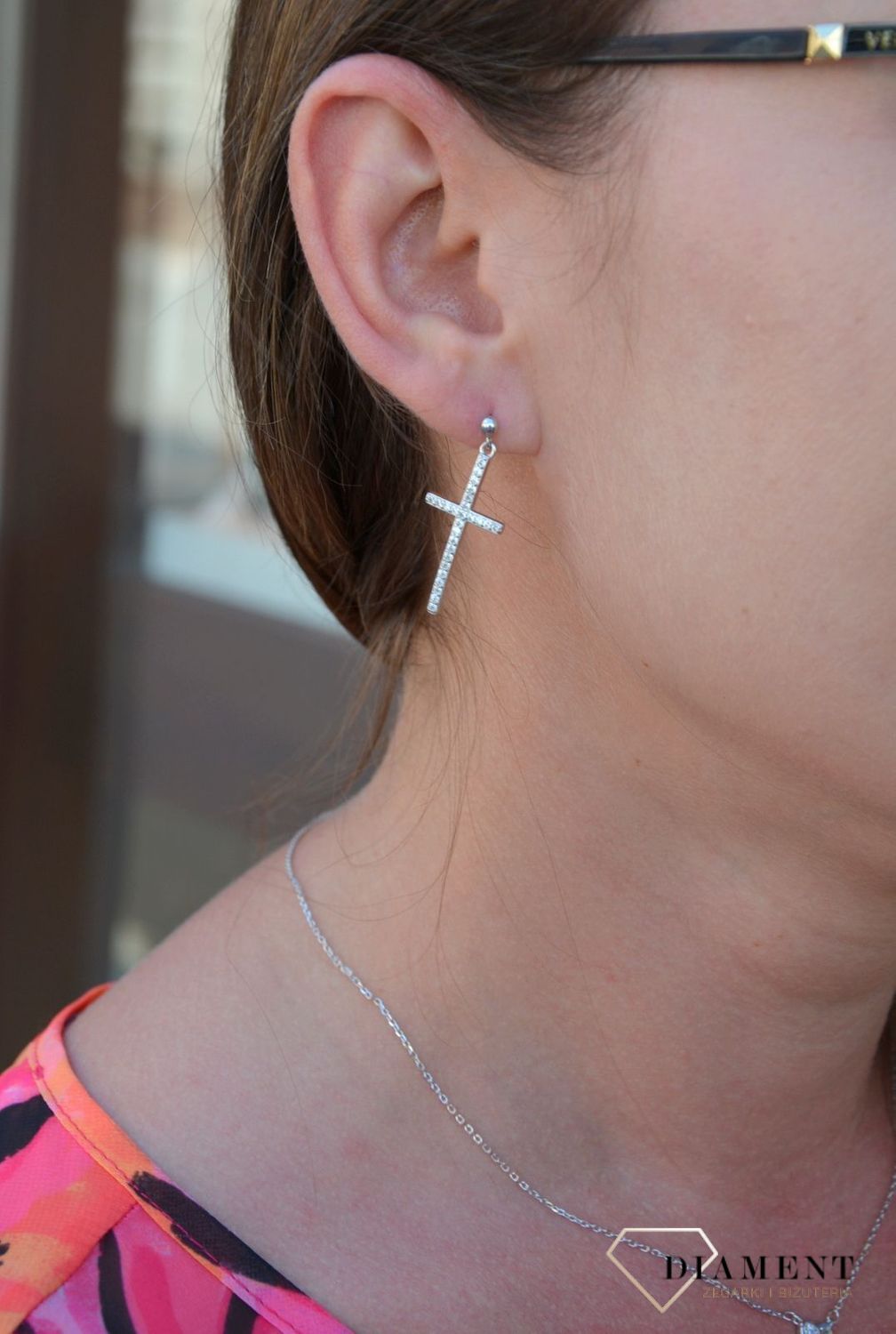 Srebrne kolczyki wiszące krzyżyki z cyrkonią DIA-KLC-3591-925.jpg