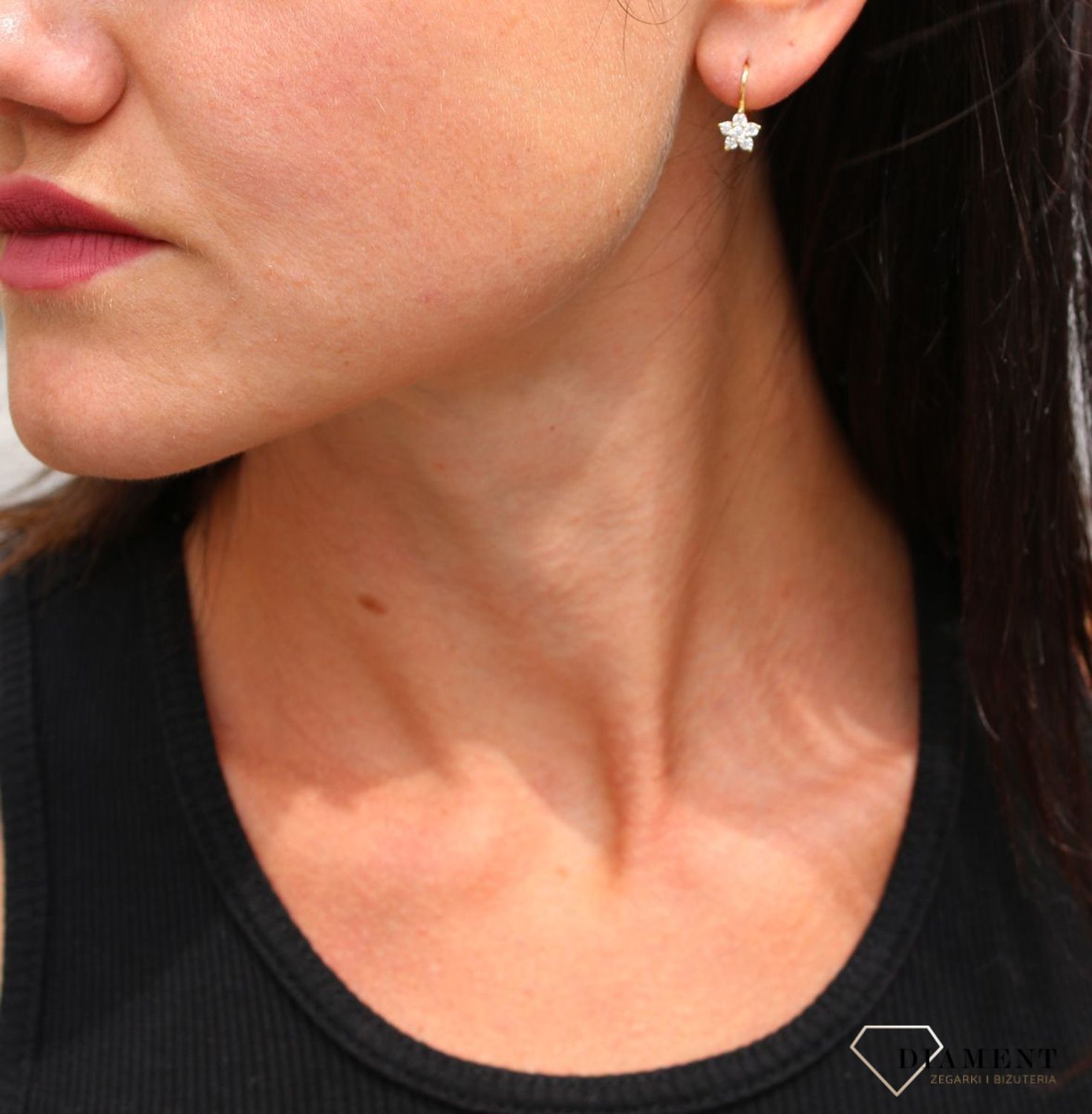 Złote kolczyki 333 kwiatki z białą cyrkonią DIA-KLC-3643-333.jpg