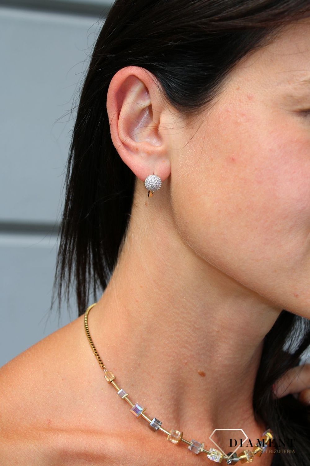 Złote kolczyki 375 Półkulki z cyrkonią DIA-KLC-3659-375.jpg