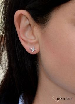 Srebrne kolczyki przy uchu koliber z cyrkonią DIA-KLC-3795-925. Srebrne kolczyki wykonane z najwyższej jakości srebra próby 925 (2).JPG