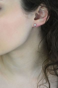 srebrne kolczyki gwiazdki 925 z cyrkonią DIA-KLC-3796-925 (2).jpg