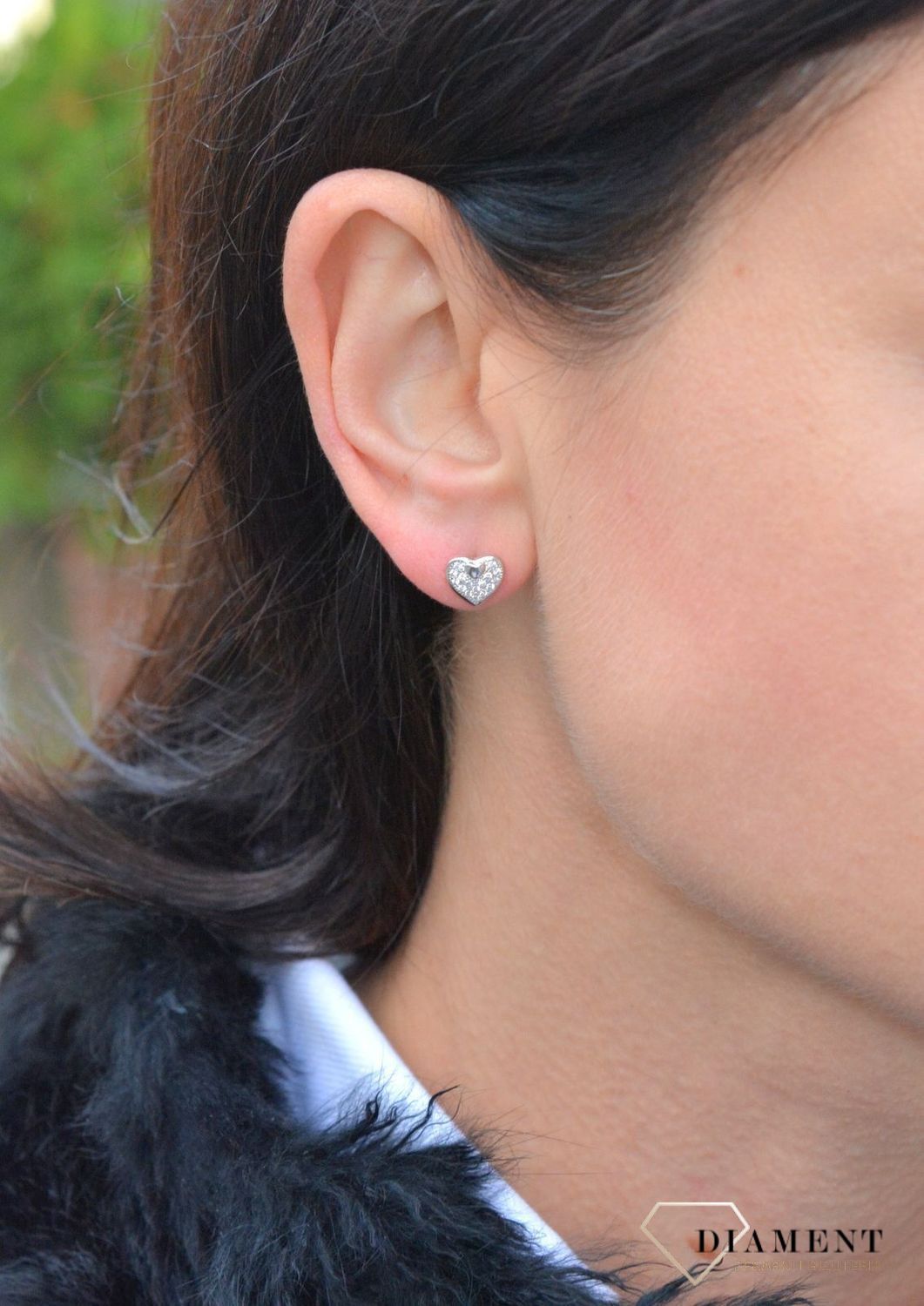 Srebrne kolczyki przy uchu serce w cyrkoniach DIA-KLC-3802-925.png