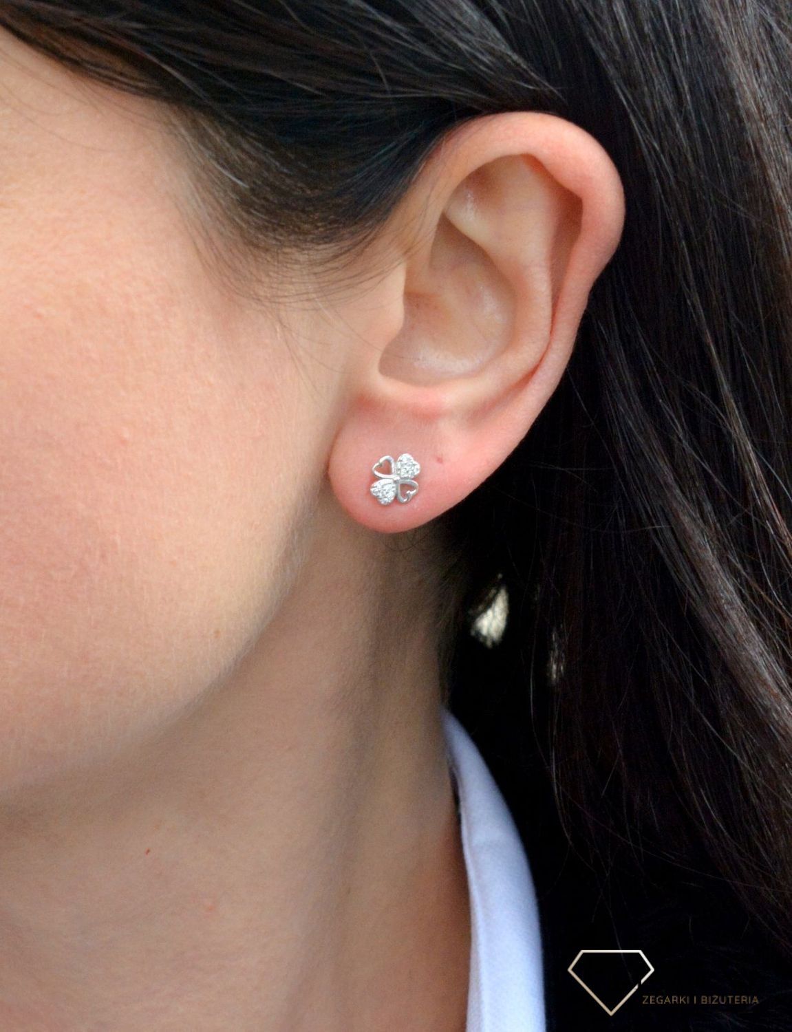 Srebrne kolczyki przy uchu koniczynka z serduszek DIA-KLC-3806-925.png