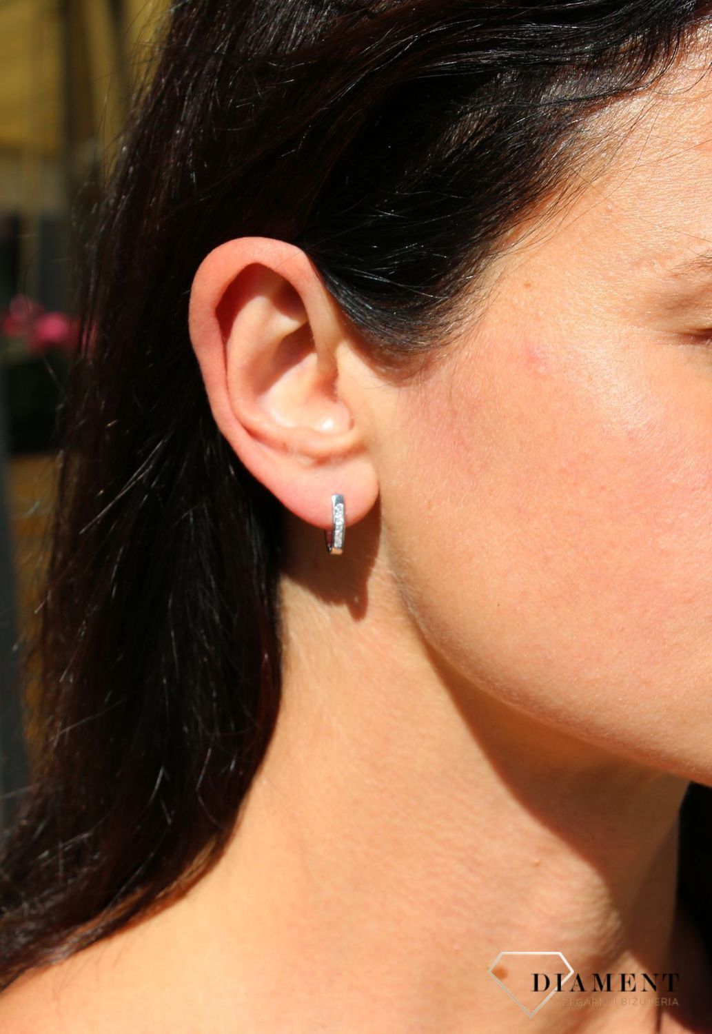 Srebrne kolczyki ścięte z błyszczącą cyrkonią DIA-KLC-3818-925.jpg