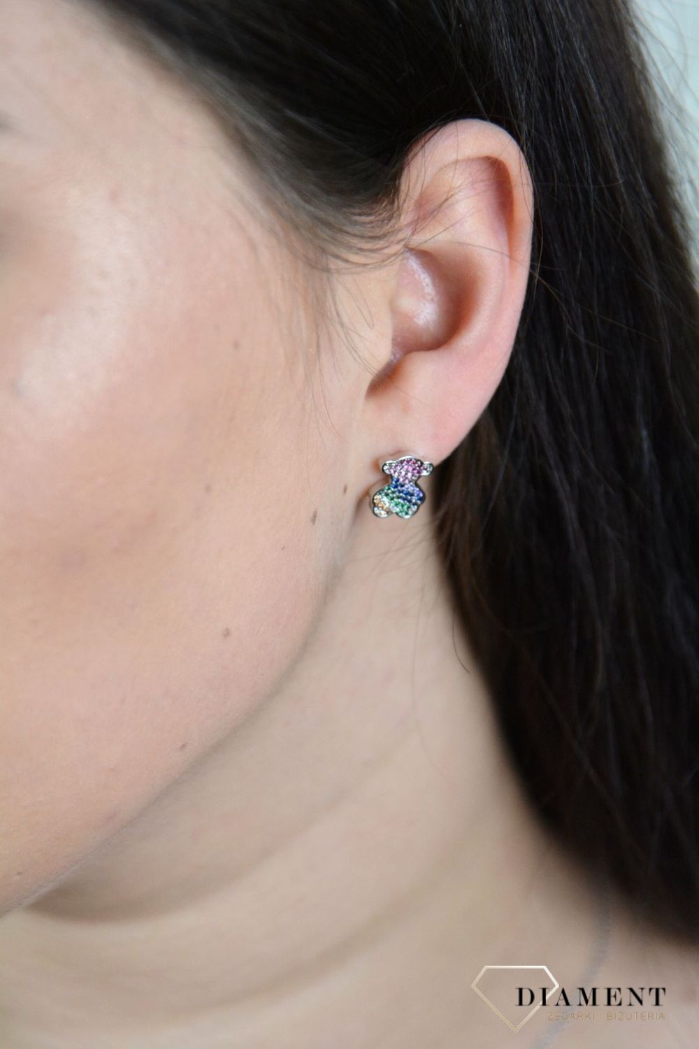 Kolczyki przy uchu zapinane na sztyft w kolorze srebra z kolorowymi cyrkoniami ze stali chirurgicznej DIA-KLC-3852-STAL..jpg