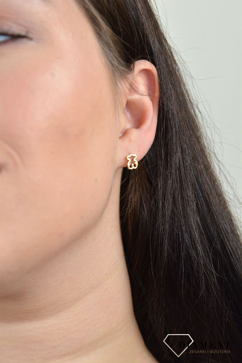 Kolczyki przy uchu 'Złote Misie' DIA-KLC-3855-STAL to drobne koczyki z misiem w kolorze złota..jpg