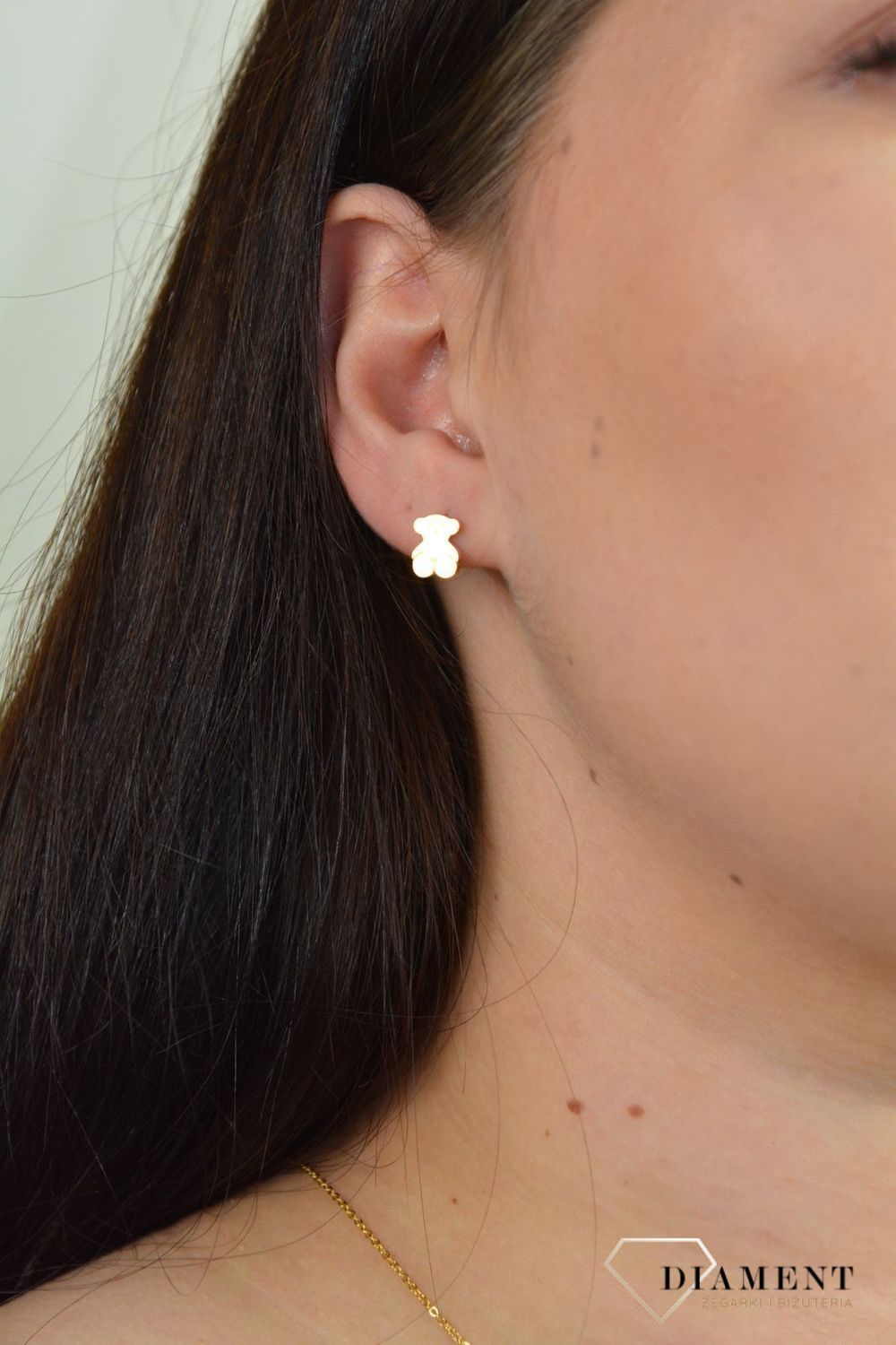 Kolczyki przy uchu zapinane na sztyft w kolorze złota ze stali chirurgicznej.  DIA-KLC-3857-STAL.jpg