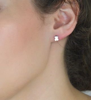 Stalowe kolczyki damskie z motywem misiów, wymiary 5 mm x 6 mm, zapięcie na sztyft. Urocza i trwała biżuteria na co dzień lub na prezent (2).JPG