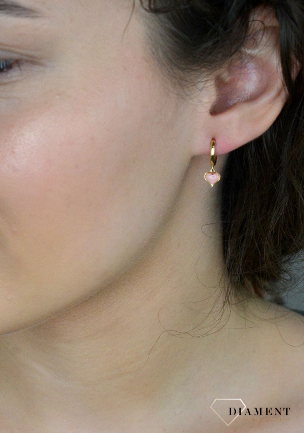 Kolczyki złote kółeczka z wiszącymi różowymi serduszkami pr 585, DIA-KLC-4058-585.jpg