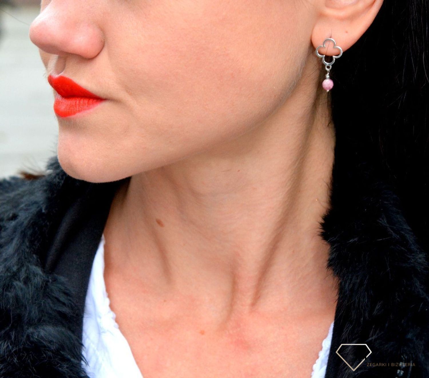 Srebrne kolczyki koniczynki z turmalinem DIA-KLC-4082-925. Srebrne kolczyki w kształcie koniczynki to wspaniały dodatek do innych elementów biżuterii.jpg