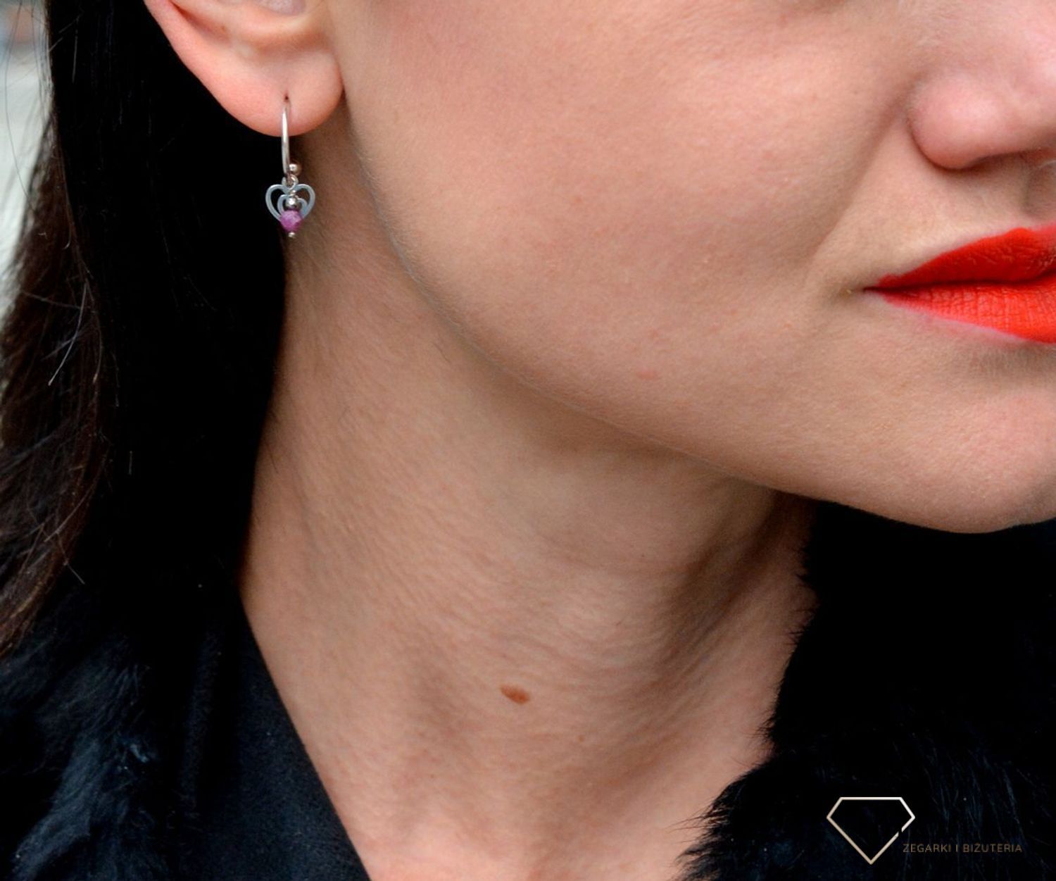 Srebrne kolczyki półkola ozdobione kamieniami naturalnymi rubin i hematyt DIA-KLC-4083-925.jpg