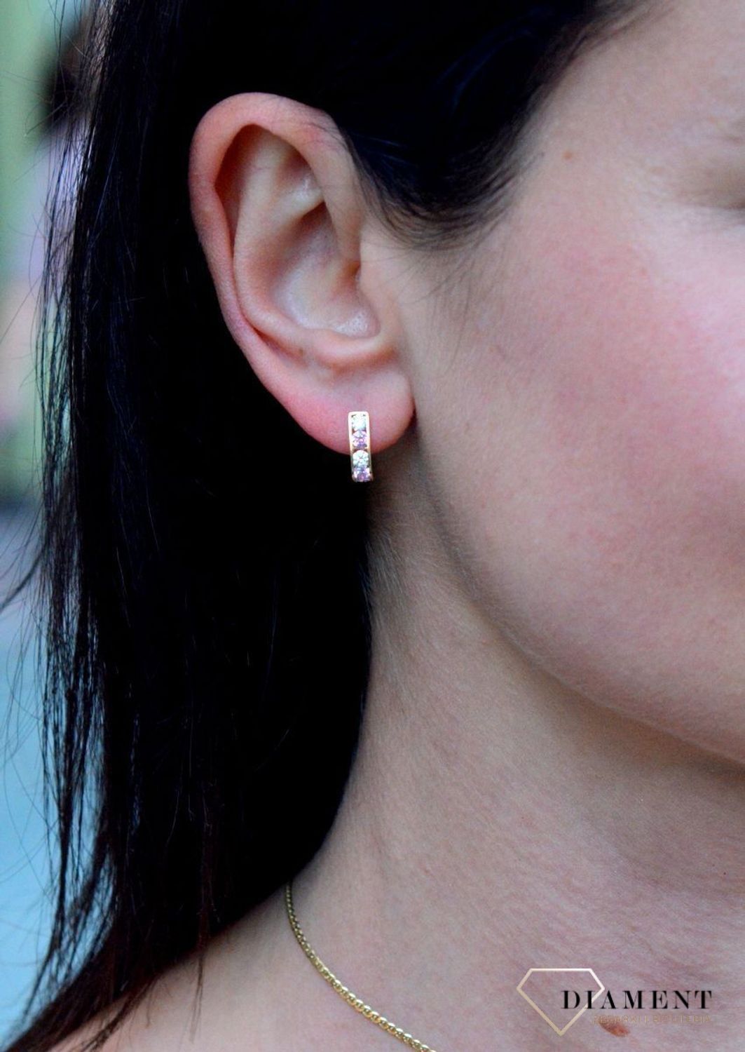 Złote kolczyki dla dziewczynki z błyszczącą cyrkonią DIA-KLC-4216-585.jpg