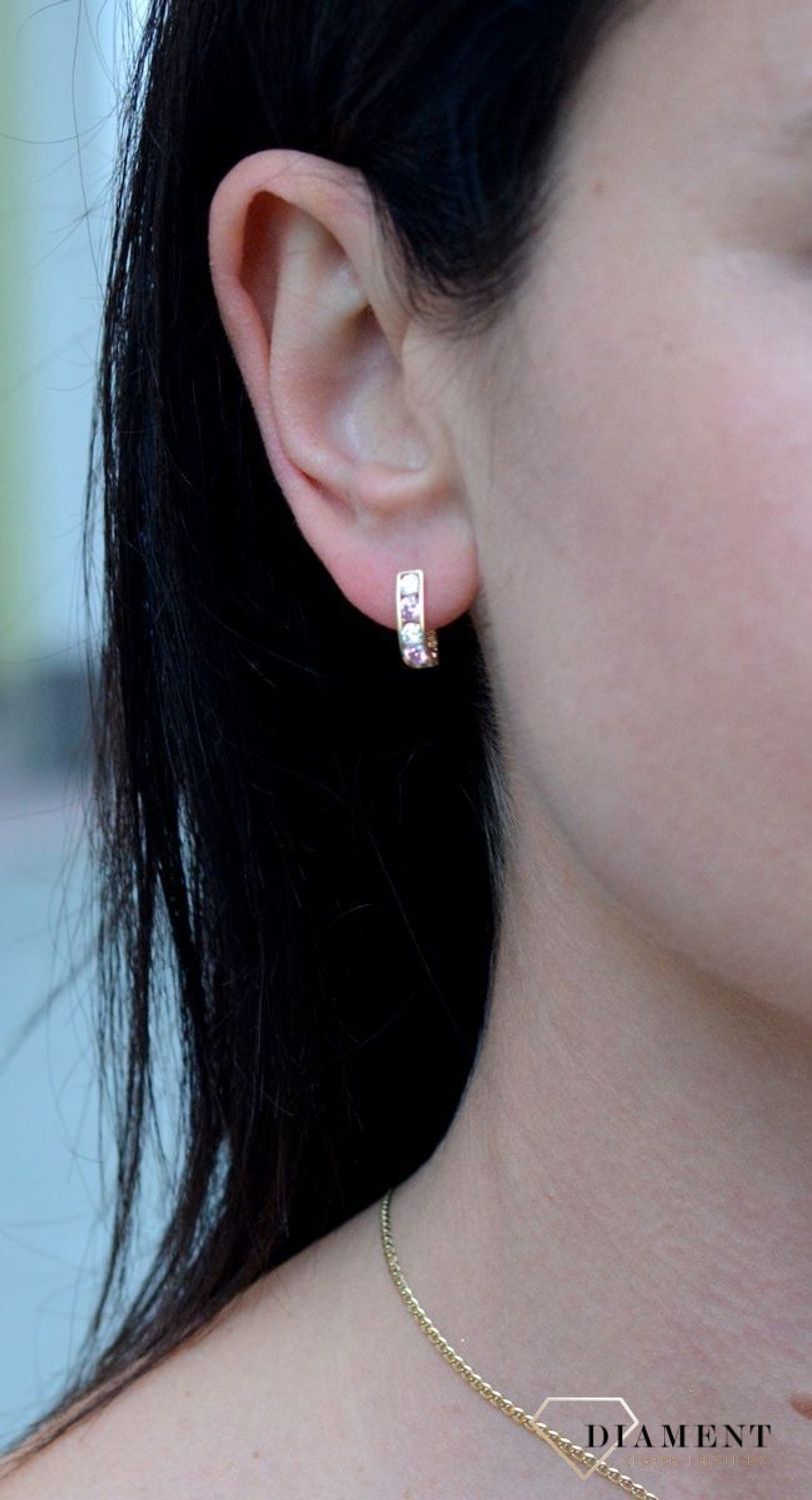 Złote kolczyki dla dziewczynki z błyszczącą cyrkonią DIA-KLC-4216-585.jpg