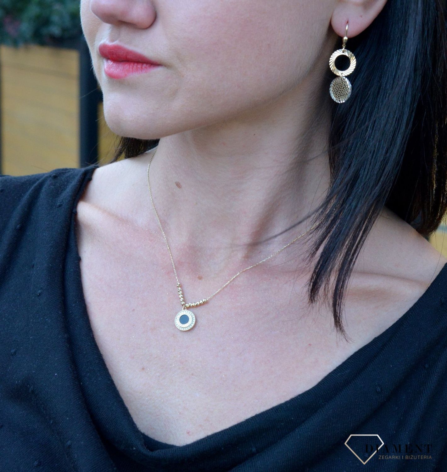 Złote kolczyki wiszące, ażurowe koła DIA-KLC-4261-585. Złote kolczyki inspirowane ponadczasowym motywem ażurowych kół.jpg