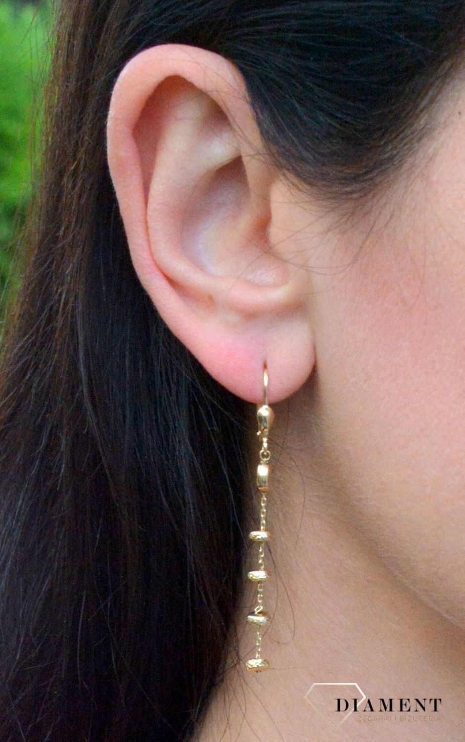 Złote kolczyki 585 wiszące z grawerowanymi kuleczkami DIA-KLC-4274-585.jpg