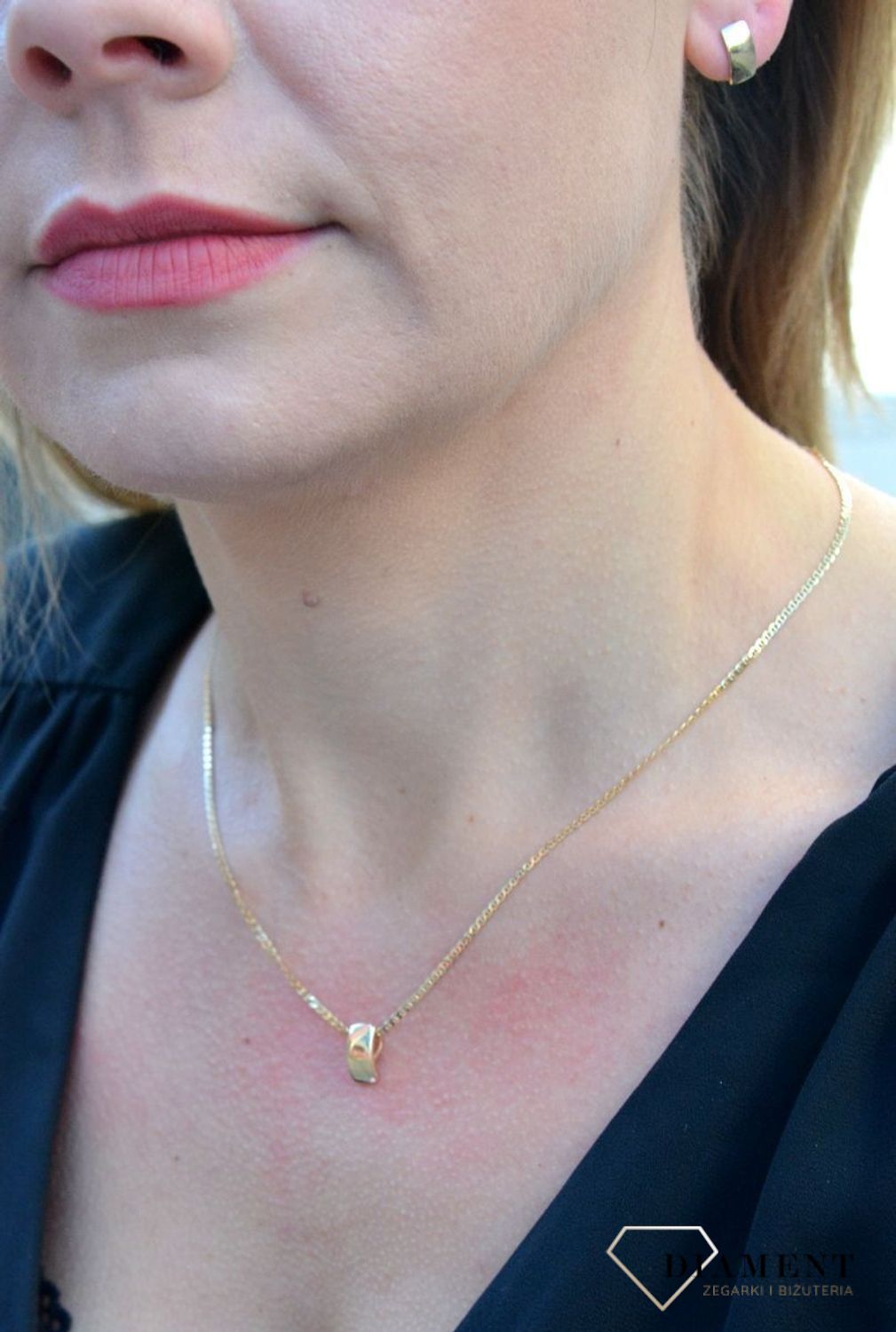 Złote kolczyki dla dziewczynki gładkie blaszki DIA-KLC-4315-585.jpg