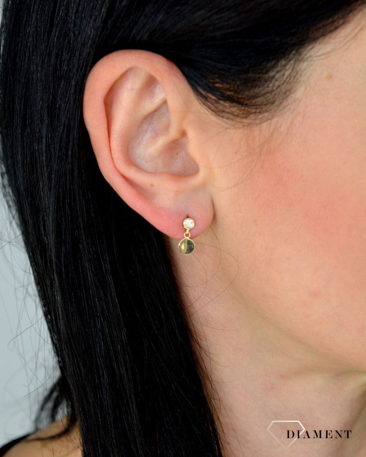 Złote kolczyki wiszące dwa kółka, jedno z nich ozdobione cyrkonią DIA-KLC-4426-585.jpg