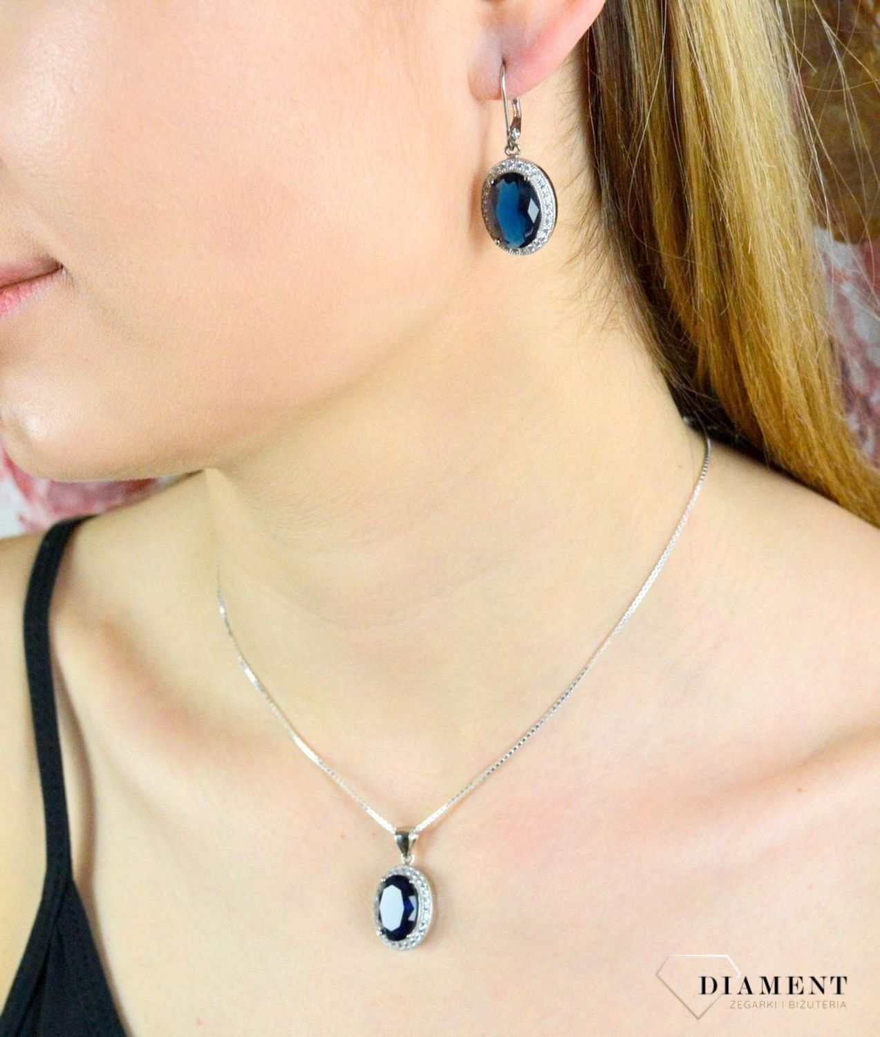 Kolczyki damskie  Granatowa Markiza  DIA-KLC-4664-925 Srebrne kolczyki zapinane na ponadczasowe zapięcie angielskie, zostały wykonane z najwyższej jakości srebra próby 925. Idealny pomysł na prezent..jpg