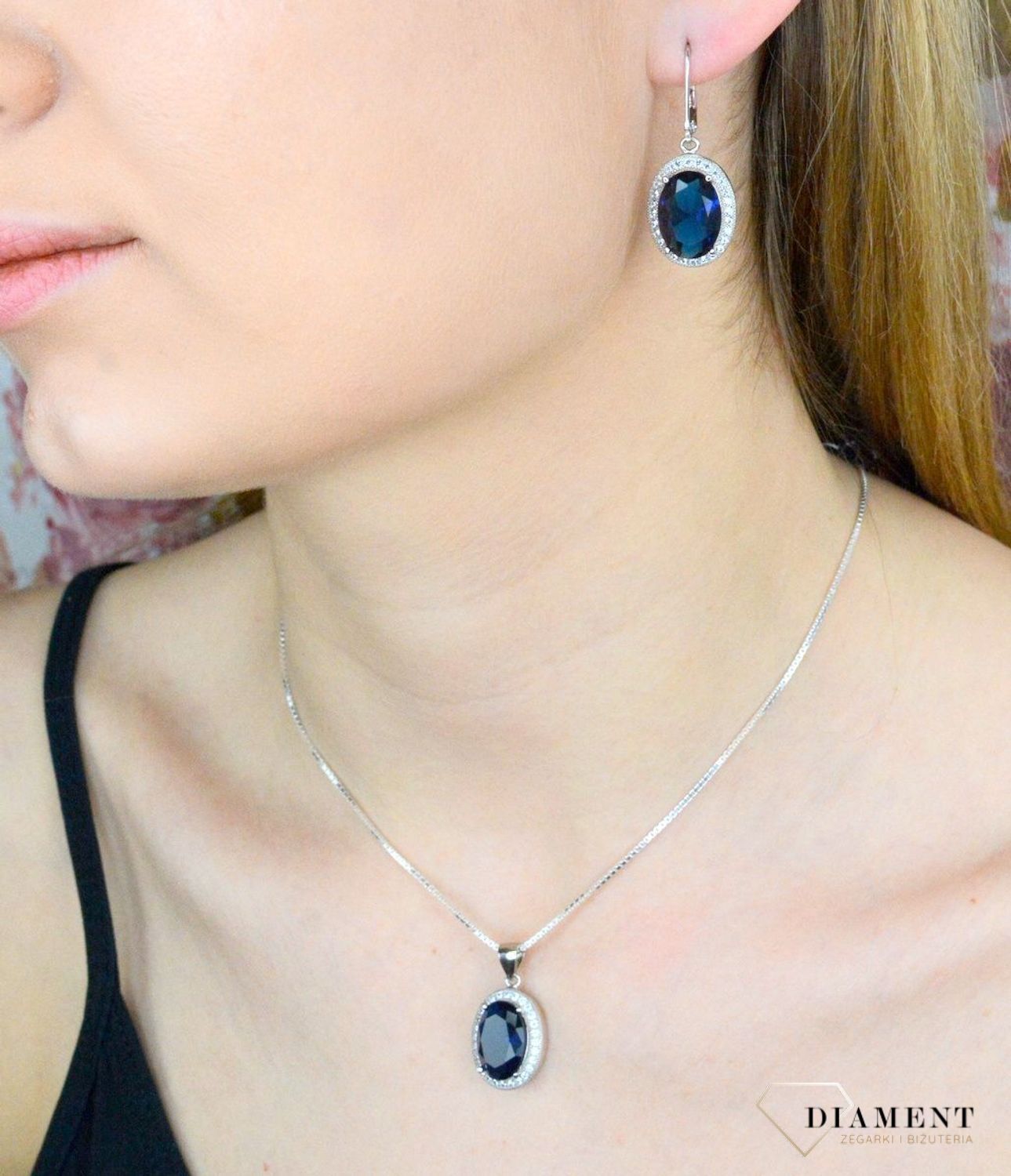 Kolczyki damskie  Granatowa Markiza  DIA-KLC-4664-925 Srebrne kolczyki zapinane na ponadczasowe zapięcie angielskie, zostały wykonane z najwyższej jakości srebra próby 925. Idealny pomysł na prezent..jpg