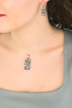 srebrne kolczyki oksydowane prostokąty 925 DIA-KLC-4667-925 (1).jpg