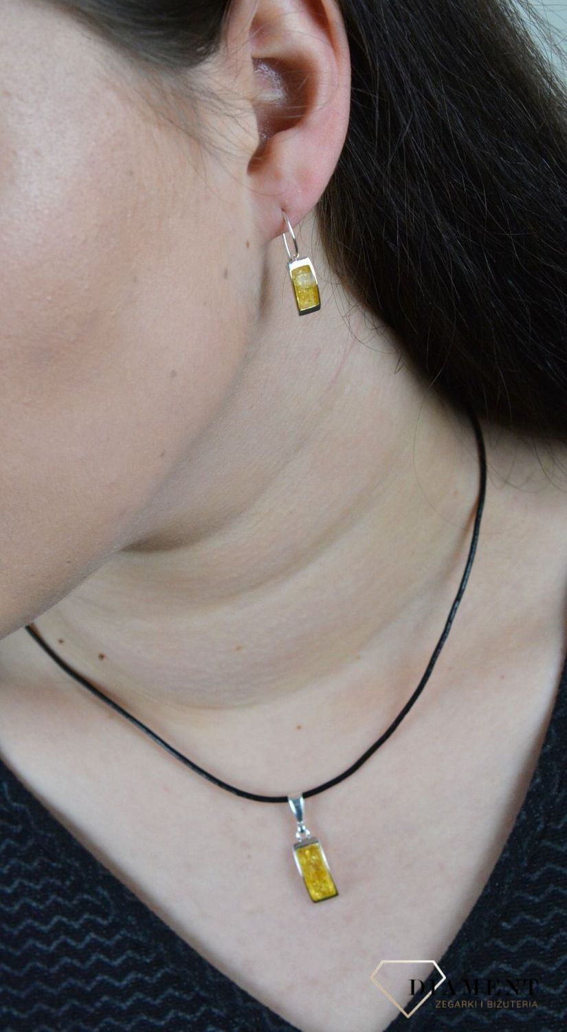 Kolczyki srebrne wiszące bursztyn bałtycki o niepowtarzalnym złotym odcieniu DIA-KLC-4700-925.jpg