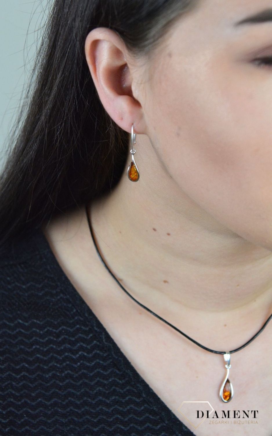 Wiszące kolczyki bursztyn bałtycki w kształcie łezki DIA-KLC-4702-925.jpg