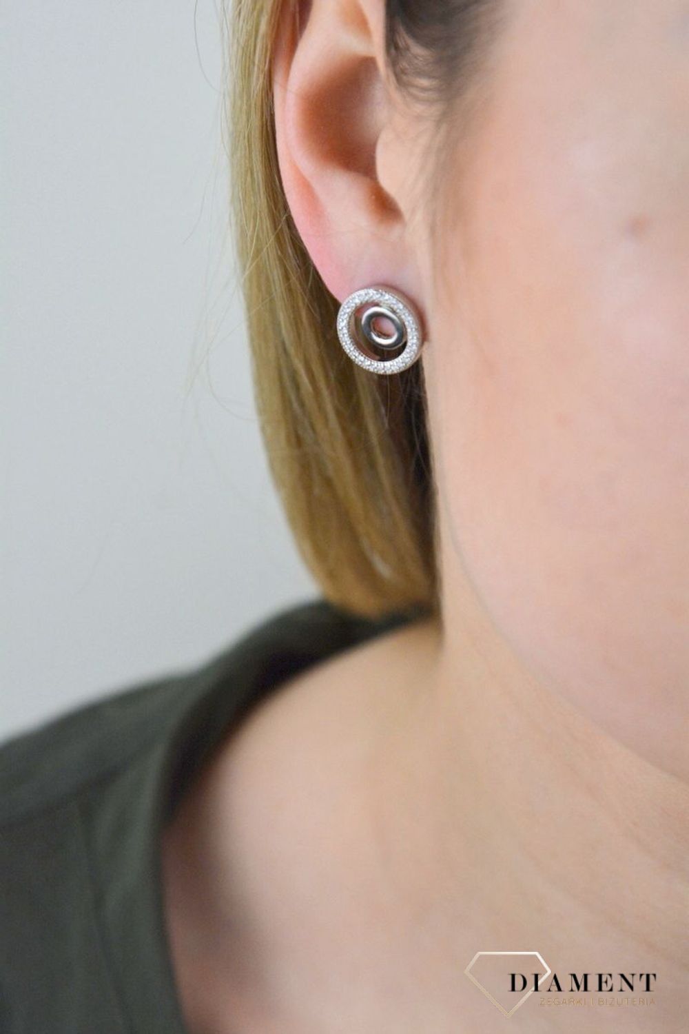 Kolczyki srebrne kółeczka z cyrkonią DIA-KLC-4705-925.jpg