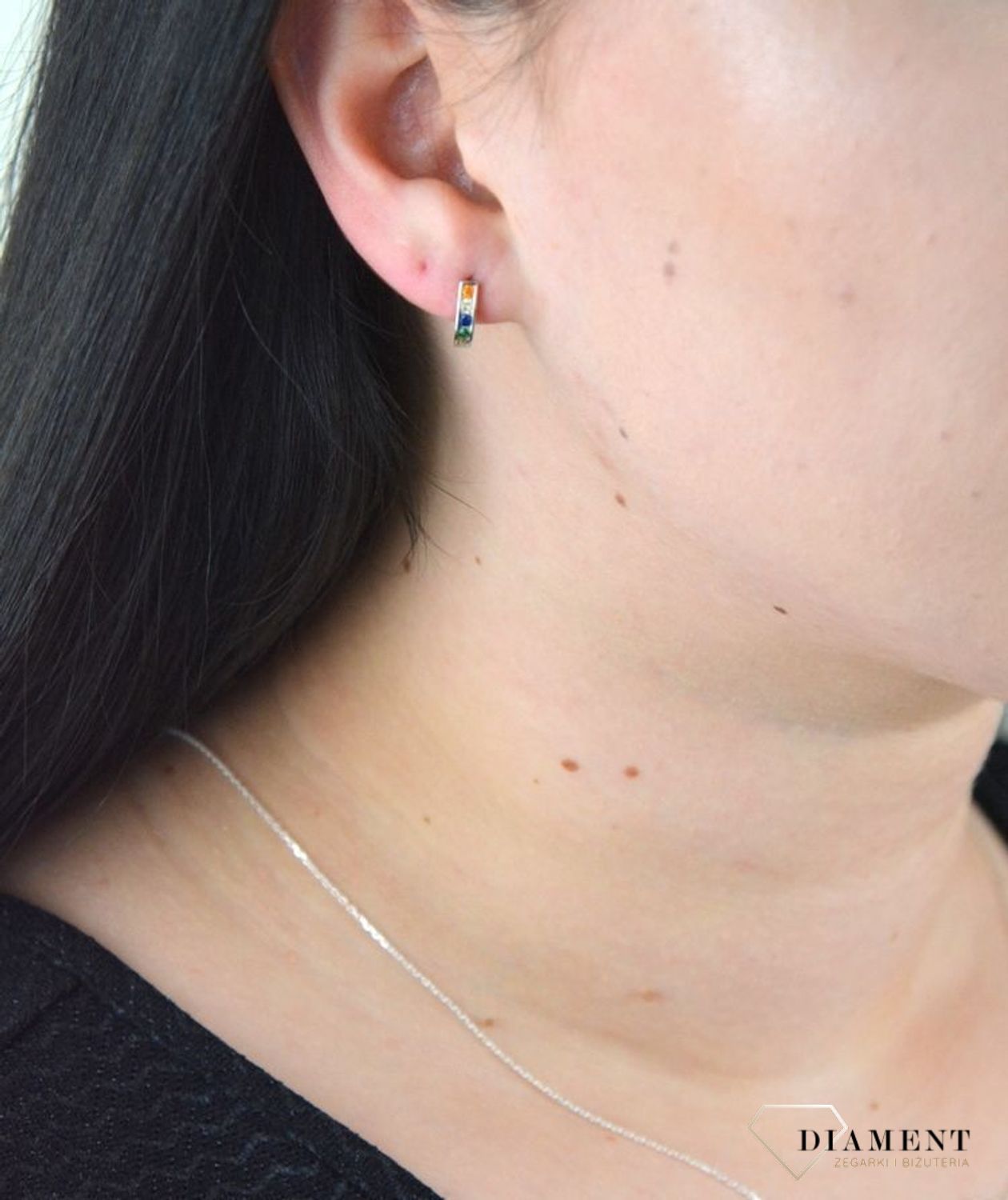 Srebrne kolczyki półokrągłe z kolorowymi cyrkoniami DIA-KLC-4721-925.jpg