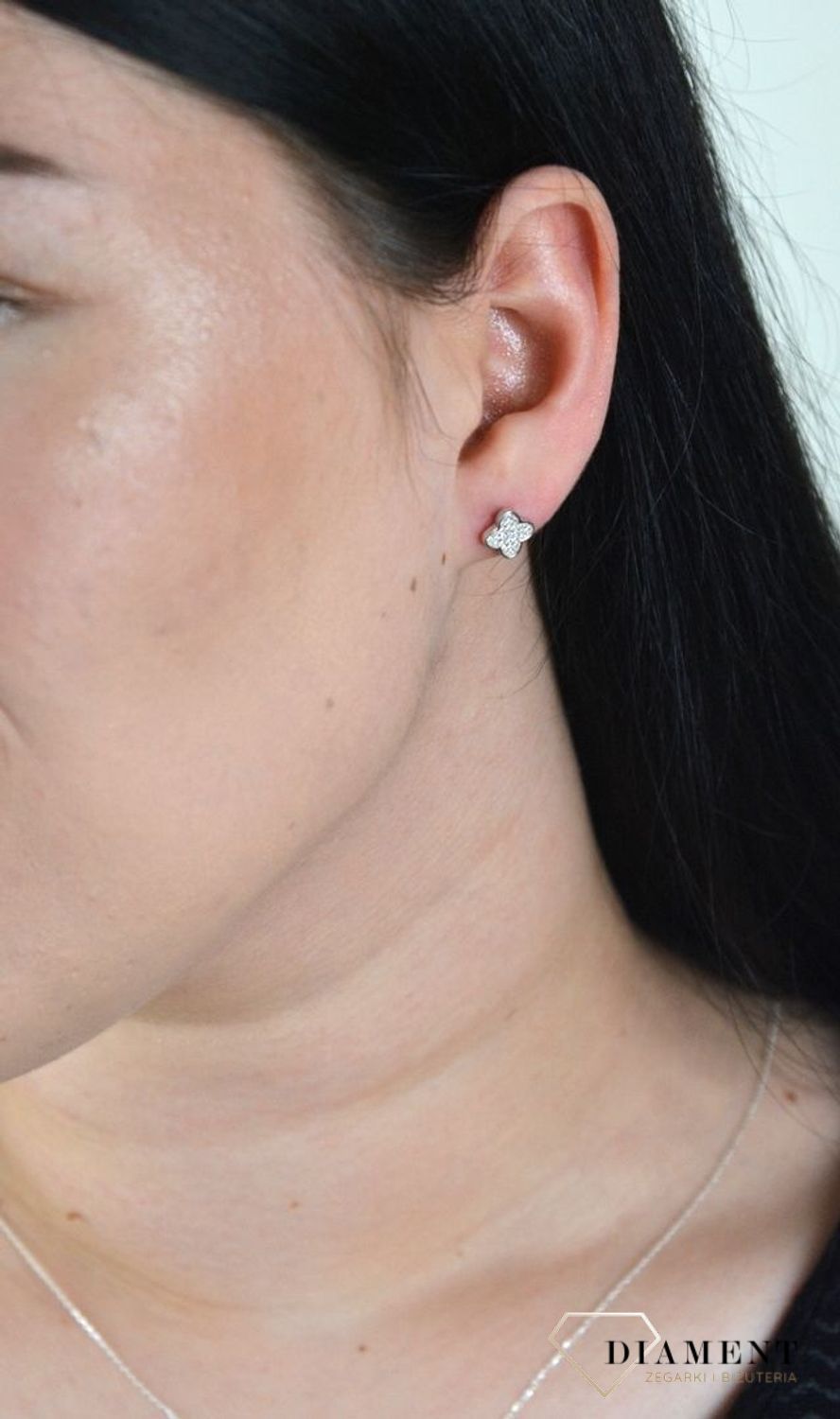 Srebrne kolczyki koniczynki ozdobione cyrkonią DIA-KLC-4734-925.jpg