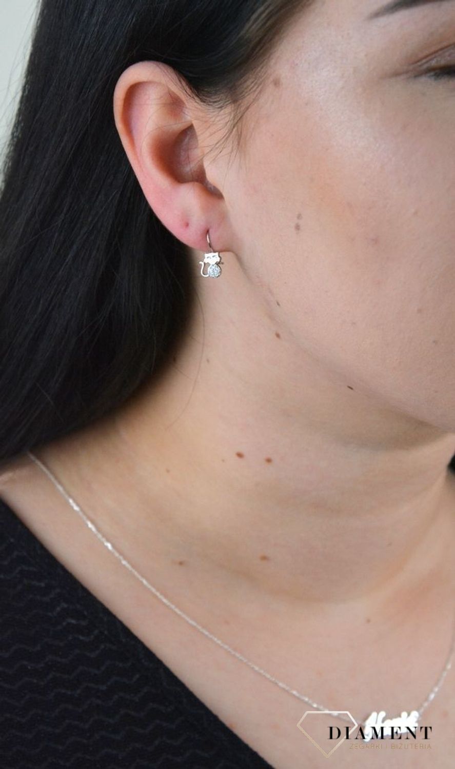 Srebrne kolczyki dla dziewczynki kotki z cyrkoniami DIA-KLC-4739-925.jpg