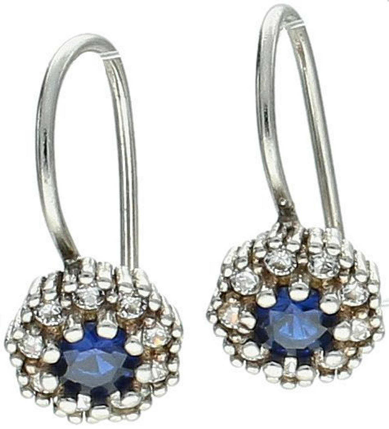 Kolczyki dziecięce srebrne DIA-KLC-4746-925 – kwiatki z granatową i białą cyrkonią, długość 1,5 cm, waga 1,20 g, zapięcie bigiel angielski. Idealne dla dziewczynki – delikatne i bezpieczne.1.jpg