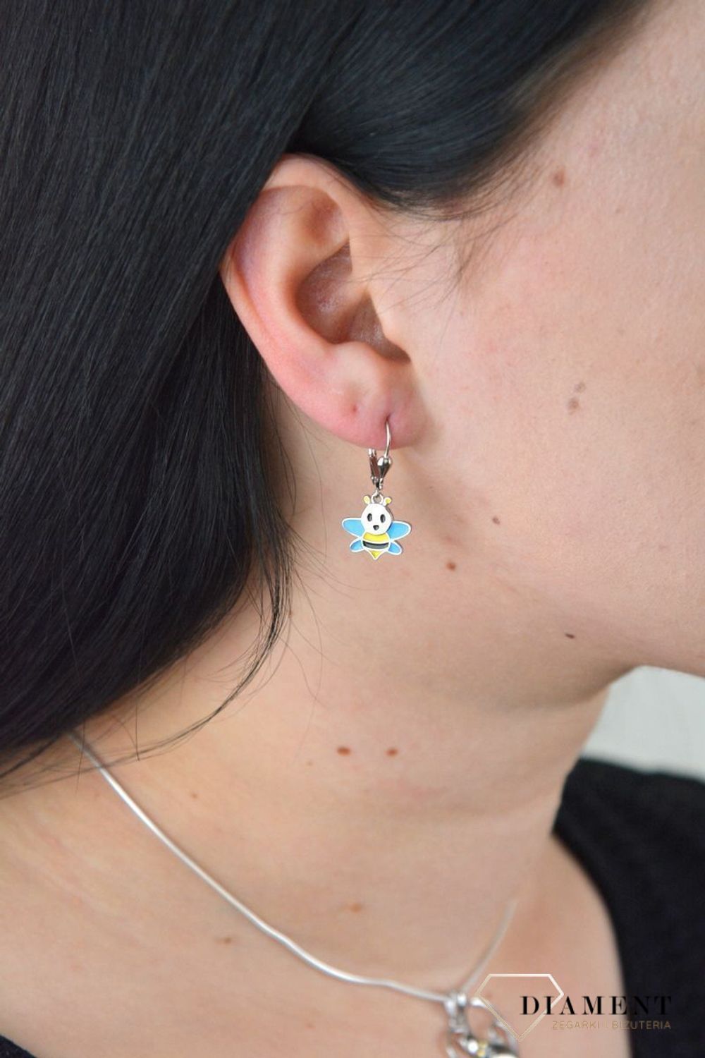 Srebrne kolczyki dla dziewczynki wiszące pszczółki DIA-KLC-4784-925.jpg