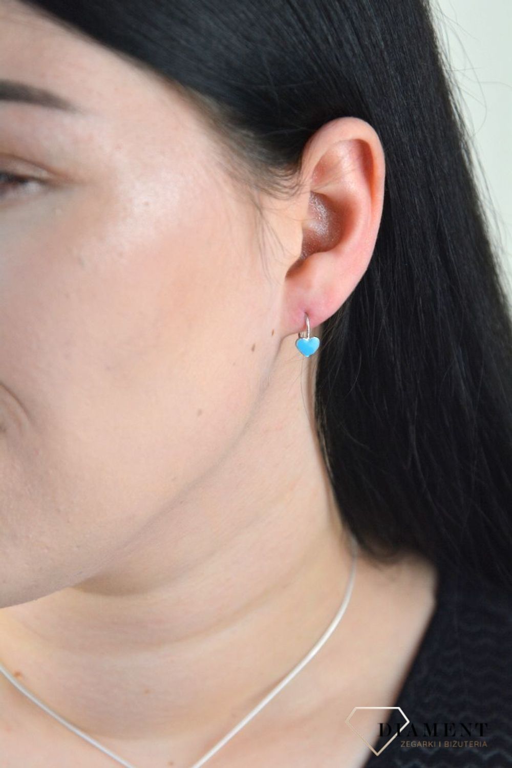 Srebrne kolczyki niebieskie serduszka dla dziewczynki DIA-KLC-4788-925.jpg
