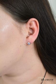 Kwadratowe Swarovski Melano DIA-KLC-4801-STAL. Kolczyki przy uchu kwadratowe Swarovski Melano. Piękne, delikatne kolczyki DIA-KLC-4801-STAL (3).JPG