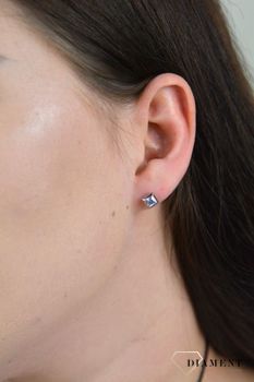 Kwadratowe Swarovski Melano DIA-KLC-4801-STAL. Kolczyki przy uchu kwadratowe Swarovski Melano. Piękne, delikatne kolczyki DIA-KLC-4801-STAL (5).JPG