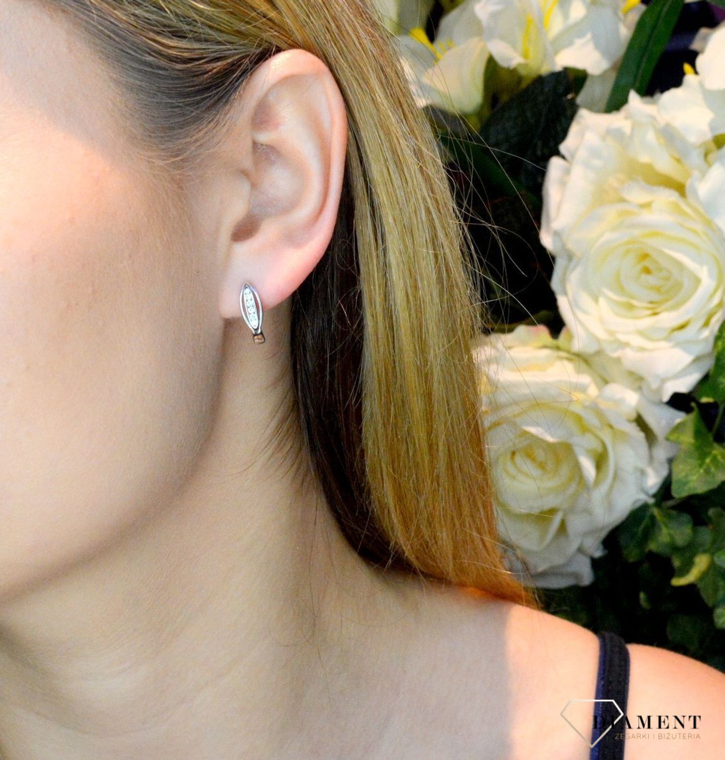 Srebrne kolczyki wiszące łezki 925 DIA-KLC-50542A-925. Kolczyki wiszące . Lśniące kolczyki. Biżuteria na prezent dla kobiety. Prezent na walentynki. Kolczyki dla dziewczynki wiszące..jpg