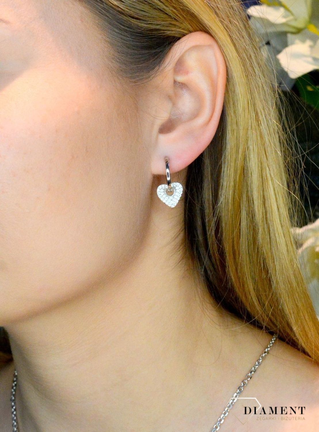 Srebrne kolczyki koła z zawieszką serca DIA-KLC-52675-925. Srebrne kolczyki kółeczka z zawieszką w formie serca. Pomysł na prezent na walentynki. Kolczyki 2w1. Kółka z zawieszką. Kolczyki z sercem..jpg