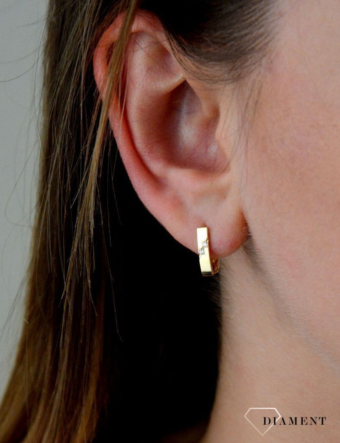 Złote kolczyki wiszące 585 klasyczne z cyrkoniami DIA-KLC-5340-585.jpg