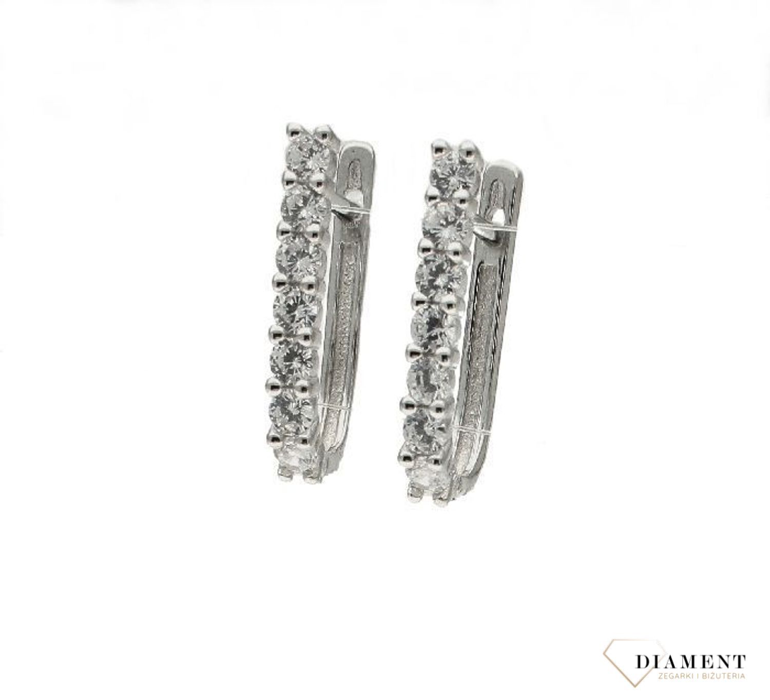 Srebrne kolczyki wiszące Biała cyrkonia DIA-KLC-53887-925. Kolczyki wiszące . Lśniące kolczyki. Biżuteria na prezent dla kobiety. Prezent na walentynki. Eleganckie kolczyki..jpg